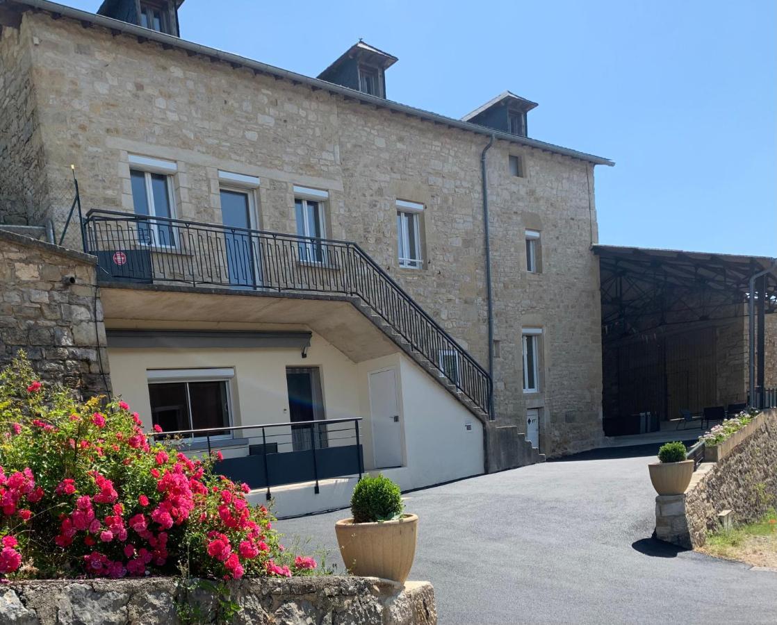 Gite 4 Etoiles - La Maison De Paul Coussergues Exterior foto