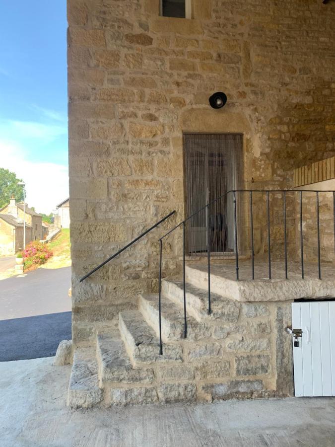 Gite 4 Etoiles - La Maison De Paul Coussergues Exterior foto