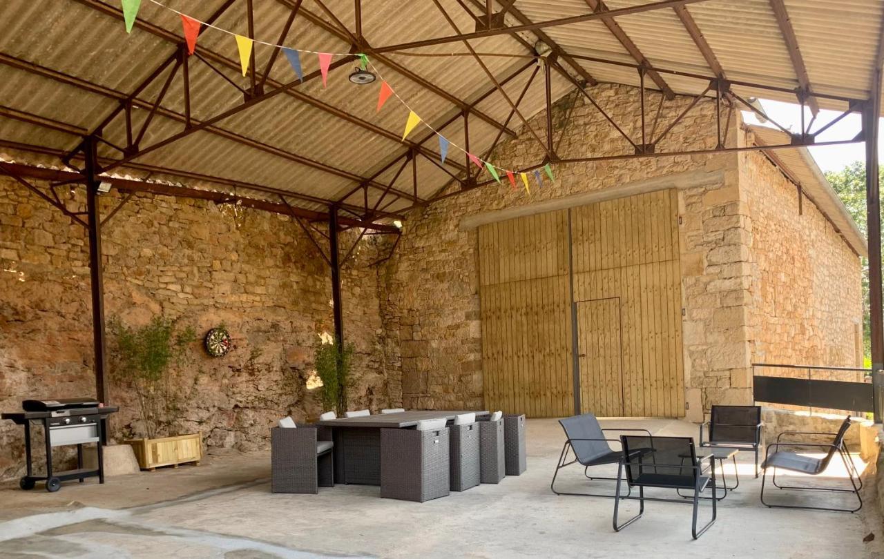 Gite 4 Etoiles - La Maison De Paul Coussergues Exterior foto